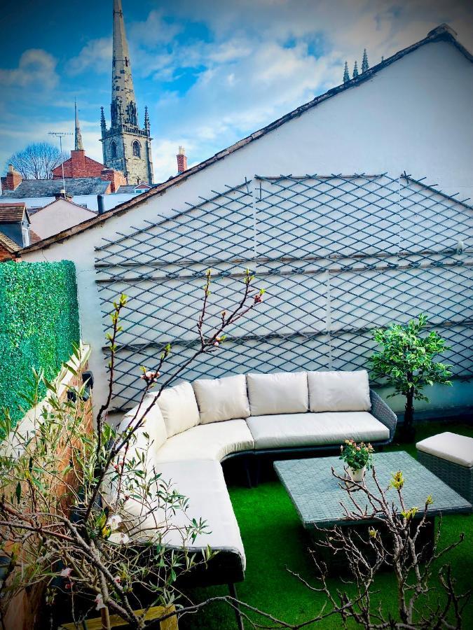 Pass The Keys Superbly Located Handsome Georgian Townhouse شروزبري المظهر الخارجي الصورة