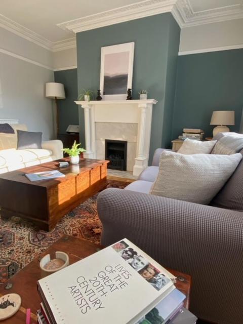 Pass The Keys Superbly Located Handsome Georgian Townhouse شروزبري المظهر الخارجي الصورة